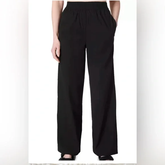 Sweaty Betty
Linen Wide Leg Pants - Picture 2 of 10